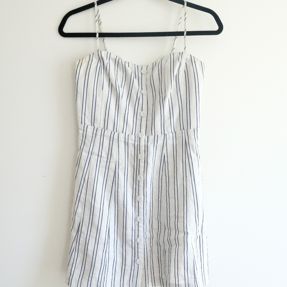 Kimchi Blue Linen Button-Down Dress